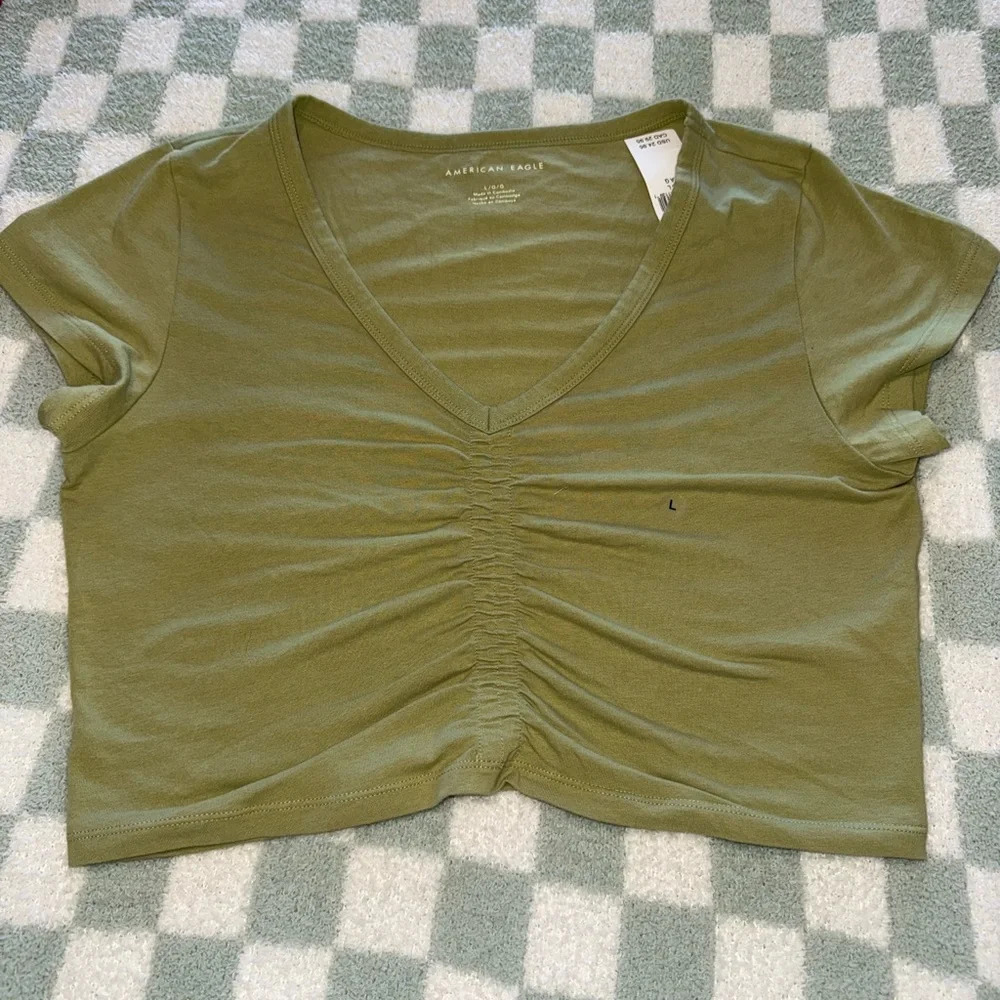 American Eagle Light Green Crop Top Tee Ruched
Front size Large NWT